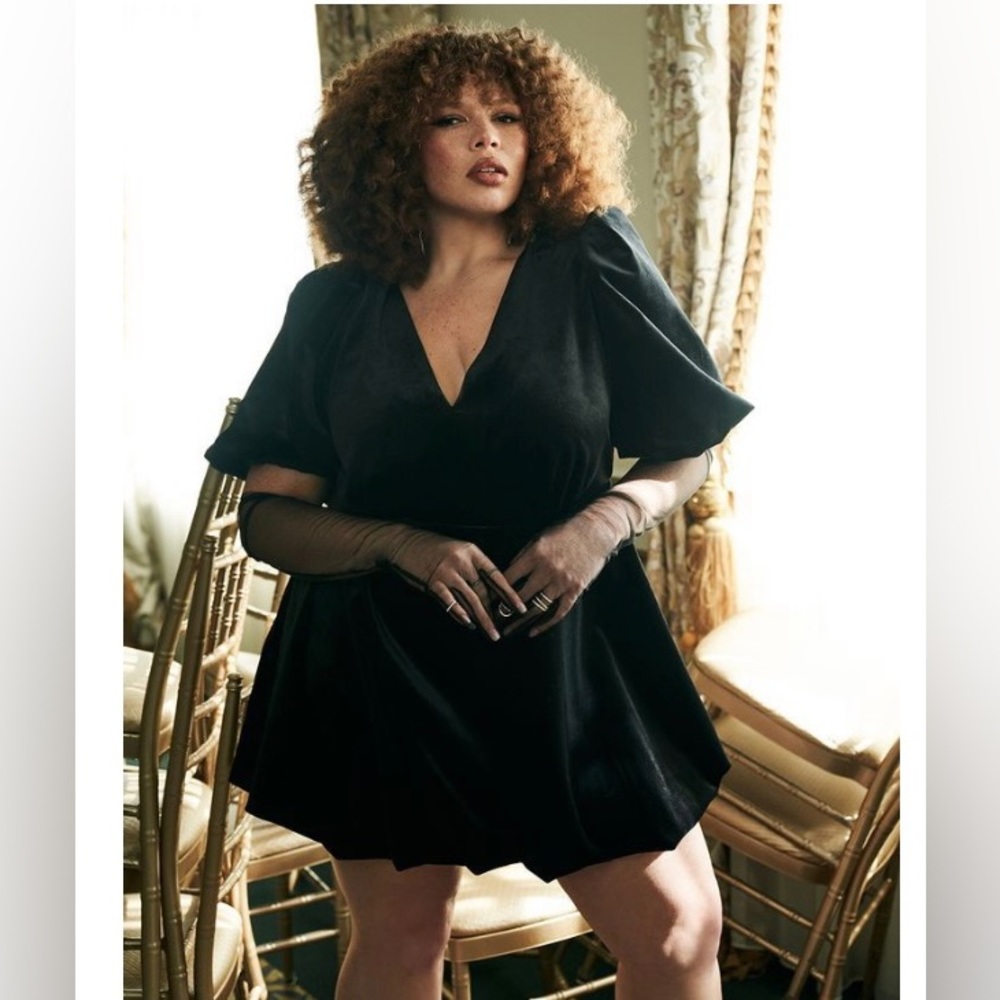 ELOQUII Bubble hem velvet dress